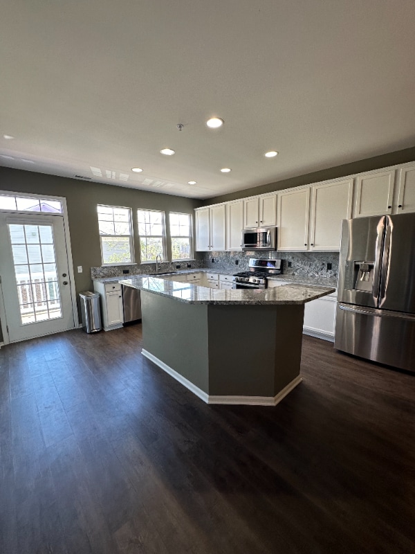 Photo - 385 Windmill Dr