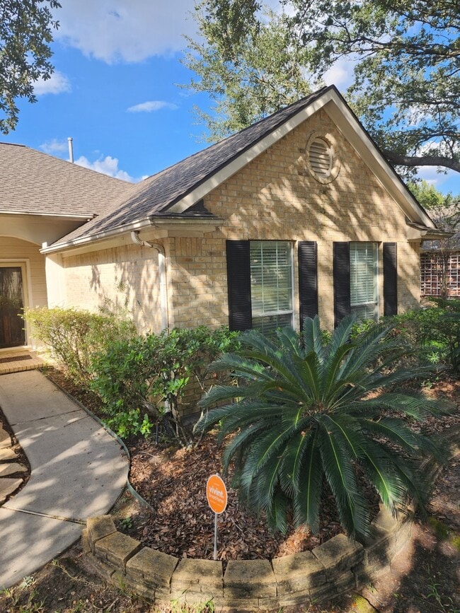 Photo - 2314 Hannover Way