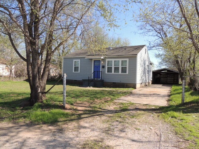 5312 W 11th Pl