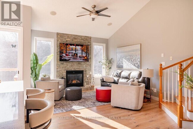 Photo - 87 Wolff Crescent
