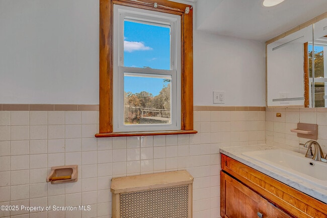 Photo - 1202 N Webster Ave