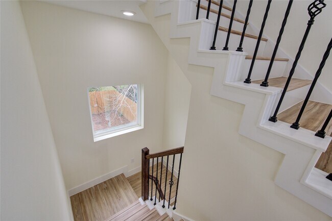 Photo - 4308 Alice St