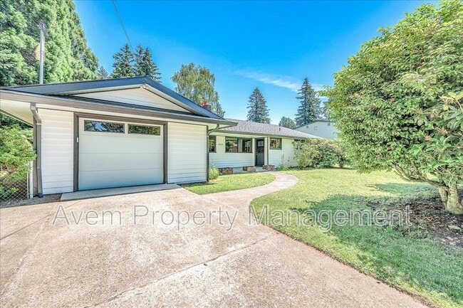 Building Photo - 2030 NE 140th Ave