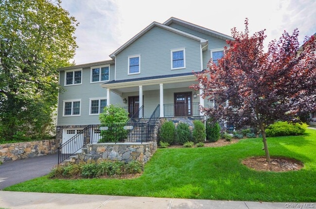 Photo - 404 Columbus Ave