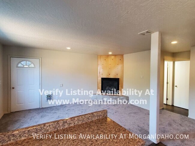 Photo - 516 18th Ave N