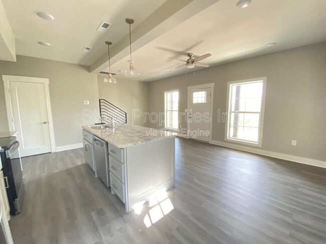 Photo - 213 Virginia Ave