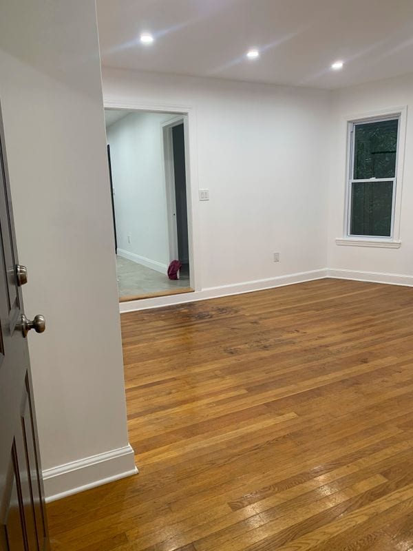 Building Photo - 40 Cooke St Rental