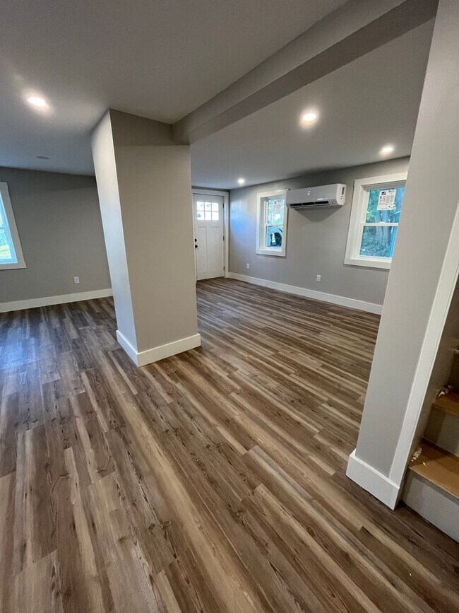 Photo - Beautifully Remodeled 4-Bedroom, 2-Bath Ho...