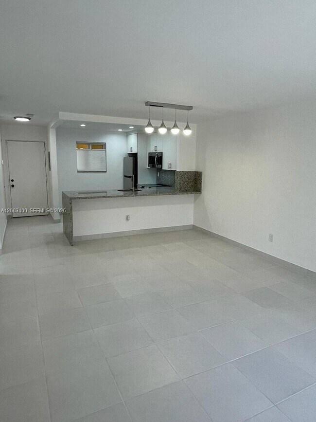 Photo - 7732 Camino Real Unidad F-318