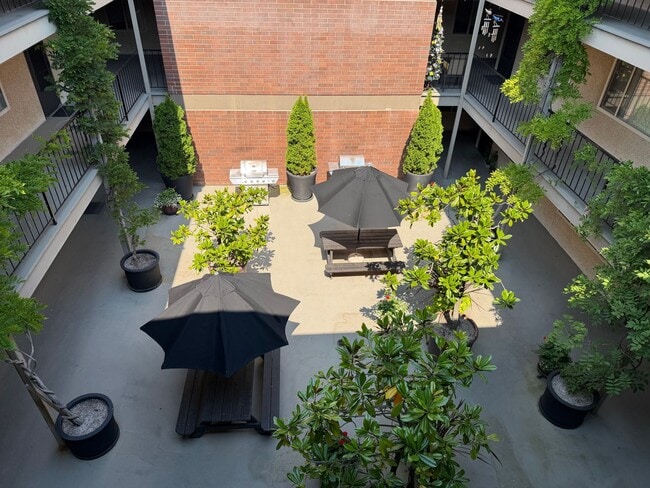 Photo - Fairmont Terrace