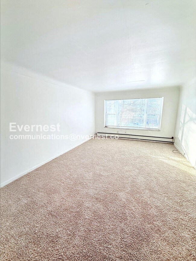 Photo - 15601 Schoolcraft Rd Unidad 6