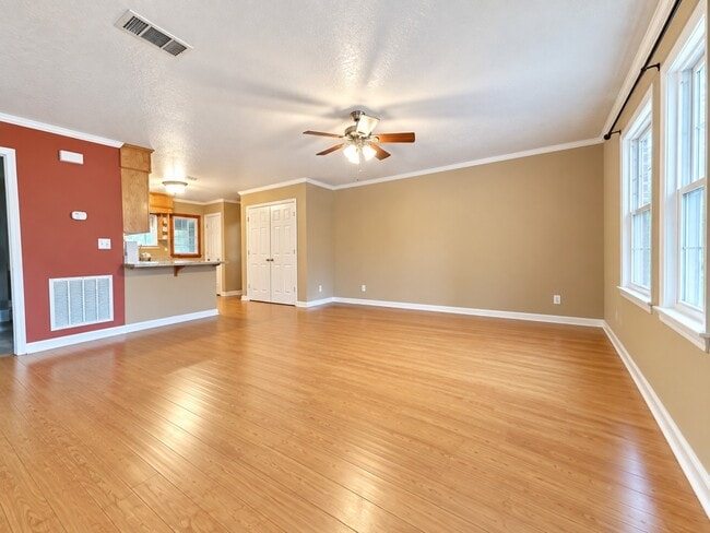 12392 FM 1300