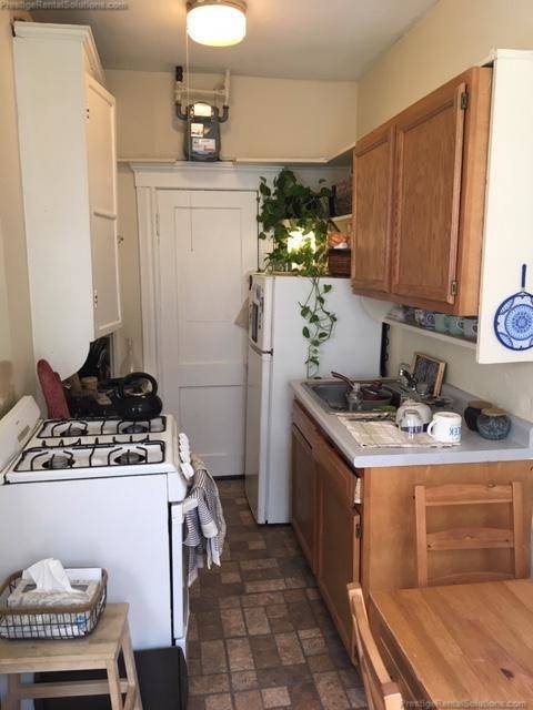 Photo - 224 Kelton St Unit 3