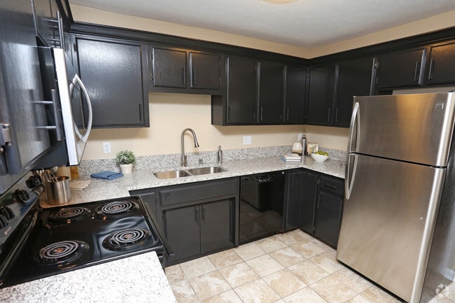 2BR, 1BA - 1000 SF - Kitchen