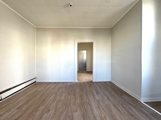 Photo - 53 Lord Ave Unidad 1R