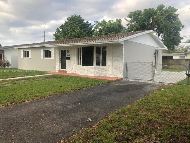 Photo - 2650 SW 96th Ave