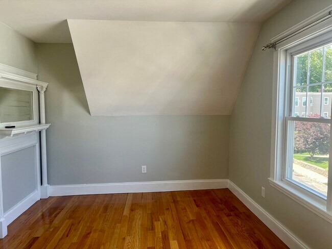 Photo - 25 Seymour St Unit 3