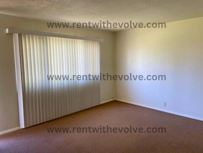 Photo - 225 S Angle St