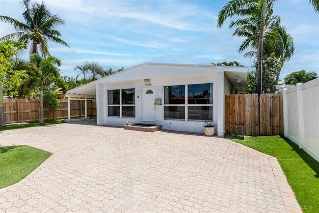 Photo - 1606 NE 15th Ave
