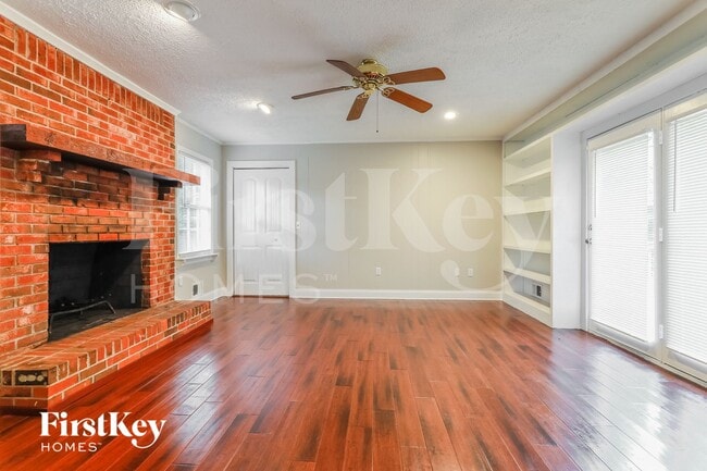 Photo - 2738 N Bogan Rd NE