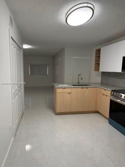 Photo - 3518 W 80th St