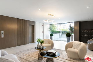 Photo - 10630 Wilkins Ave