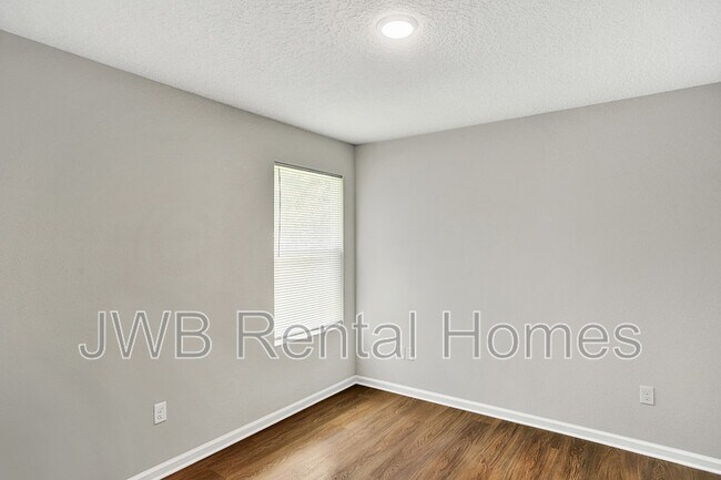 Photo - 2350 D St
