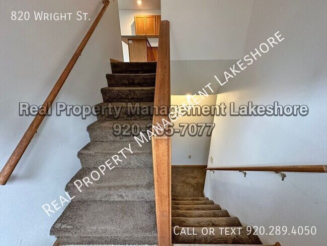 820 Wright St