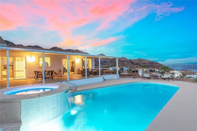 Photo - 566 Lake Michigan Ln