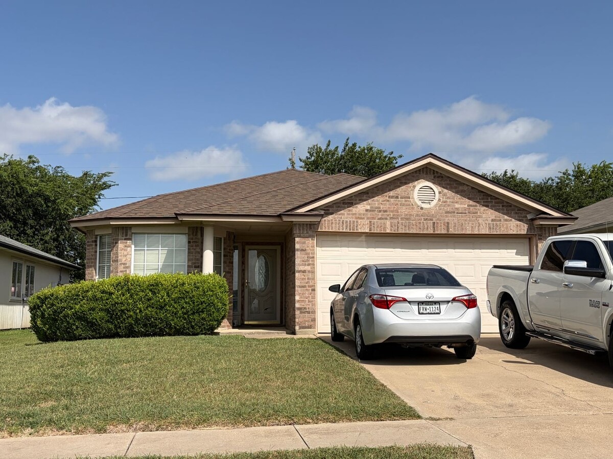 Available 08/14/2026, 3 bedroom - Available 08/14/2026, 3 bedroom