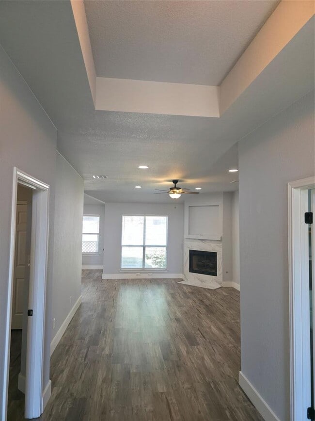 Photo - 102 Meadowlark Cir