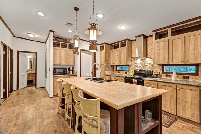 Photo - 271 Shoreline Dr