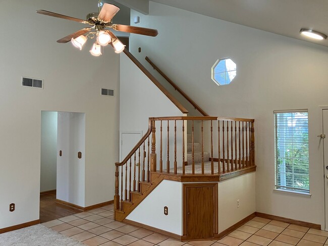 Photo - 1725 Branchwood Cir