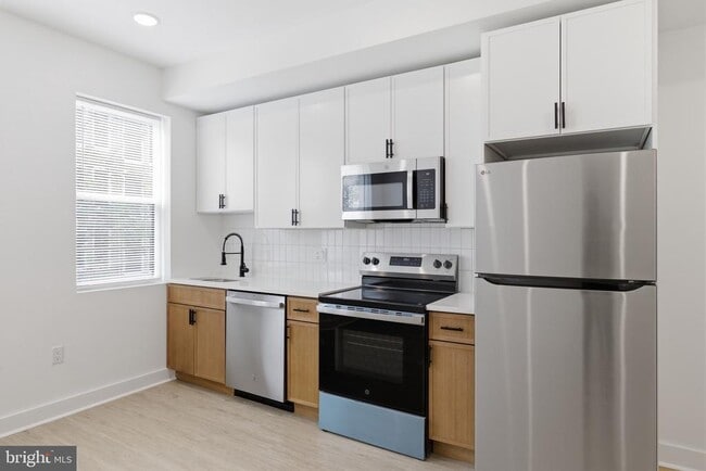 Photo - 4021 Brown St Unit 3