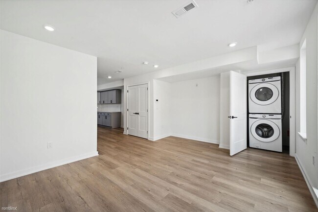 Photo - 4 br, 4 bath 4plex - 1820 N 18th St Unit C Unit C