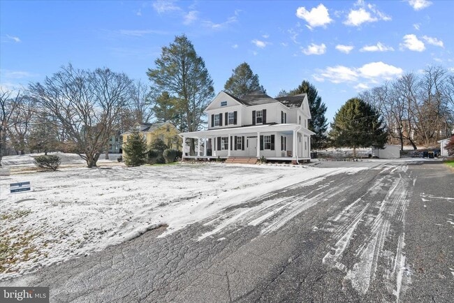 Building Photo - 7332 Springfield Ave