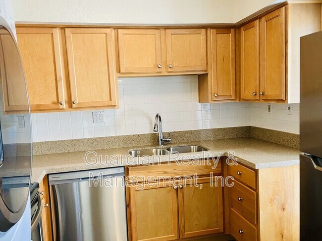 Photo - 5203 N 24th St Unit 102