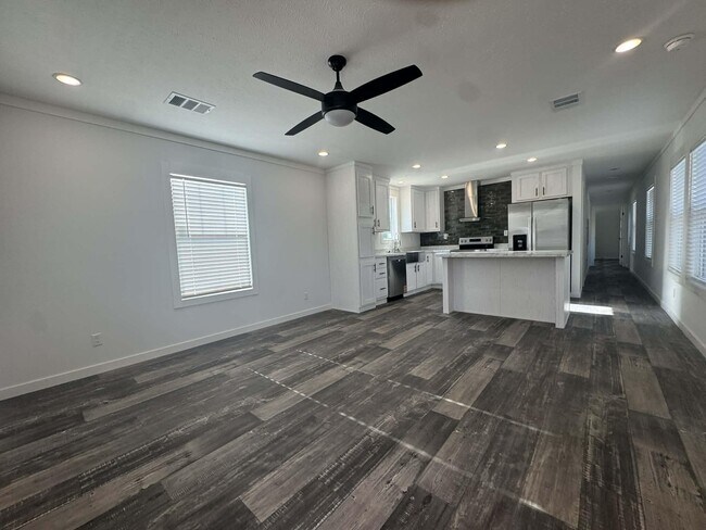 Photo - 141 Donatello Rd