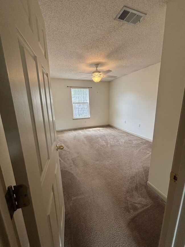 Photo - 1129 Ivey Terrace