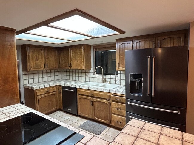 Photo - 6367 Woodman Dr