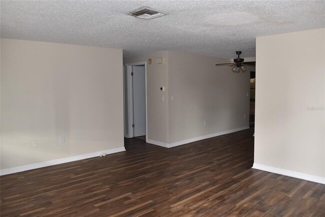 Photo - 7615 Karen Dr