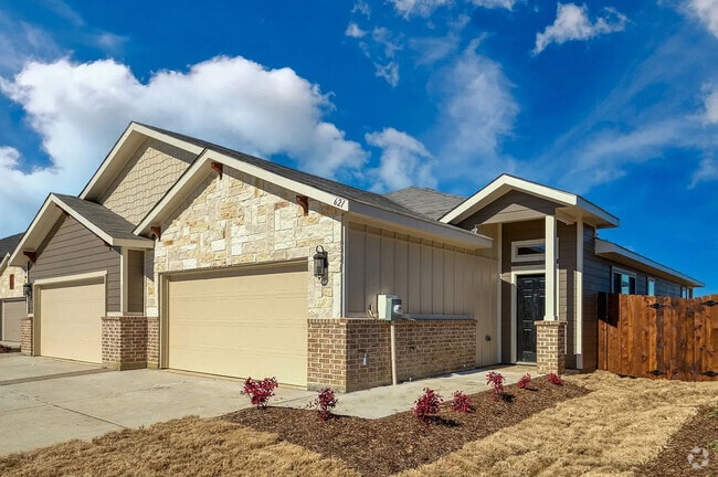 Building Photo - 621 Fallow Dr Rental