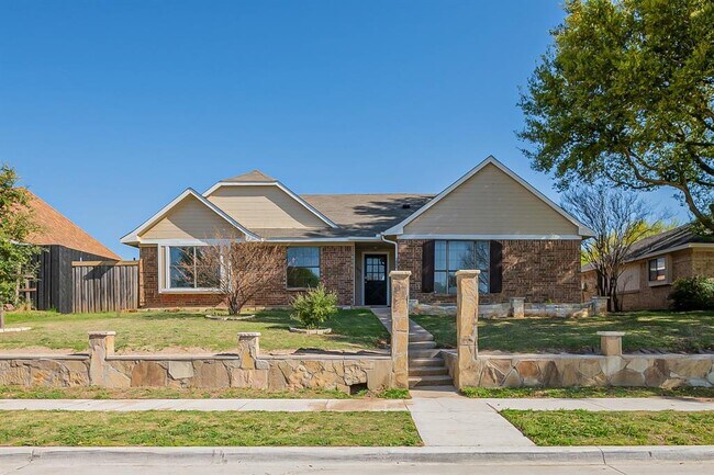 Photo - 1529 Autumn Breeze Ln Rental