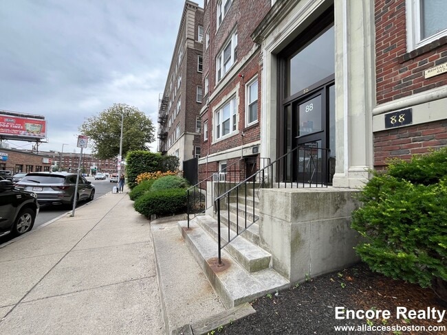 Photo - 88 Washington St Unit 3