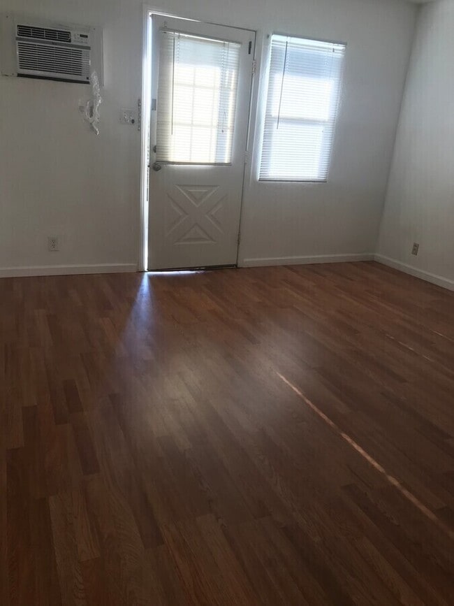 Photo - 2140 California St Unidad 7