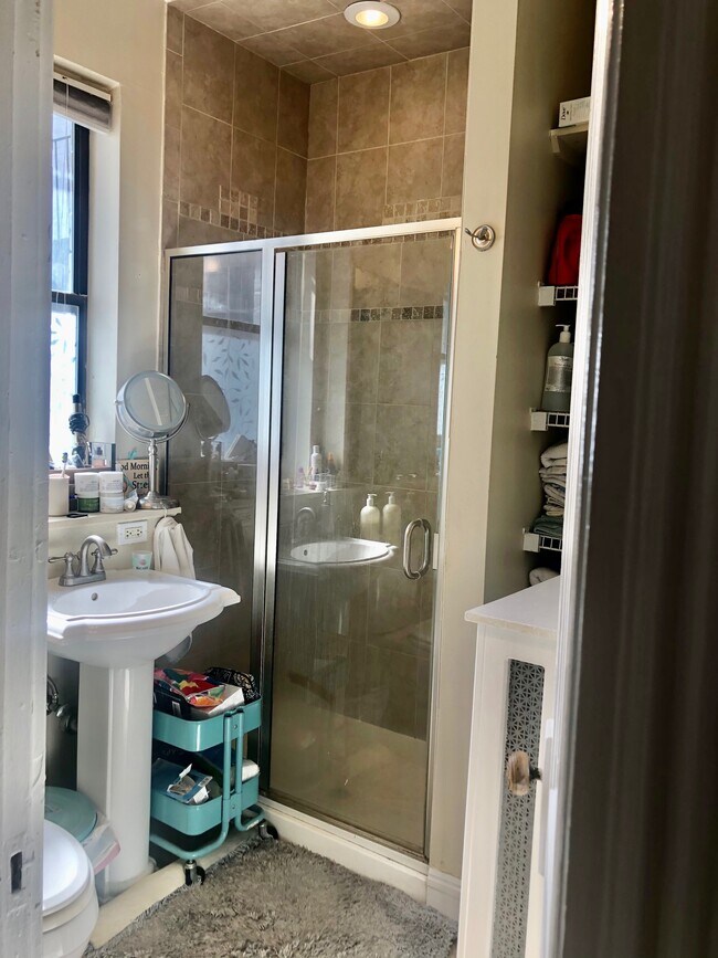 Photo - 60 Charlesgate E