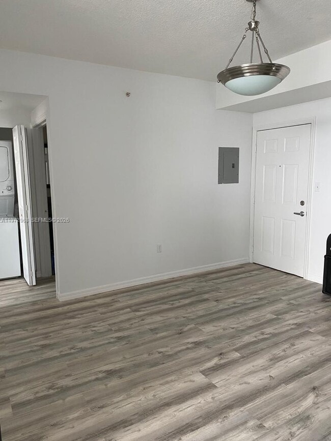 Photo - 275 NE 18th St Unit 2009