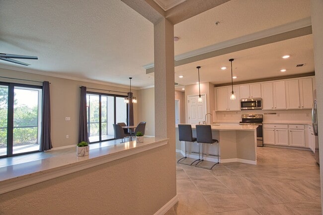 Photo - Unfurrnished Annual First Floor 2 Bedroom ... Unit 101