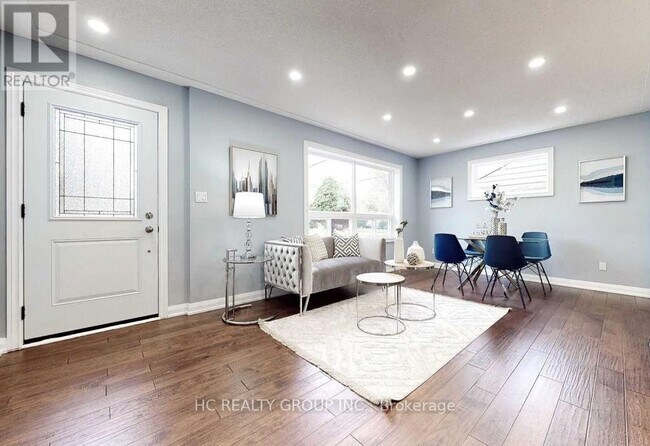 Photo - 101 Cartier Crescent