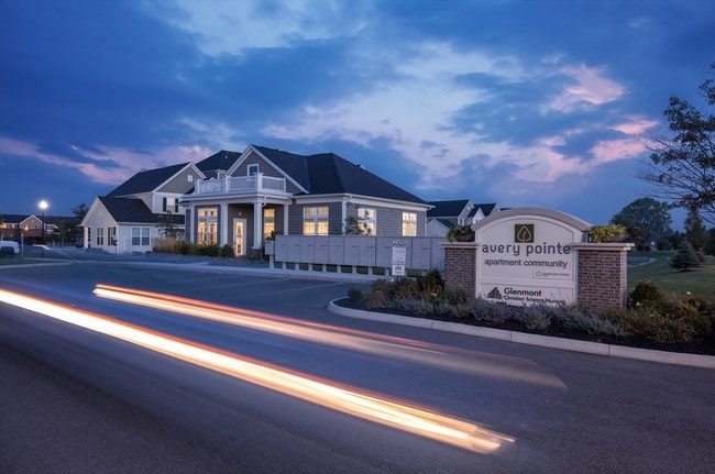 Building Photo - Avery Pointe Rental
